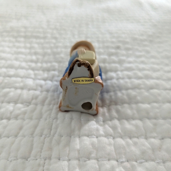 Vintage Holly Hobbie Figurine Collection – Set of 5 + Bonus Mini Cats - Picture 5 of 14